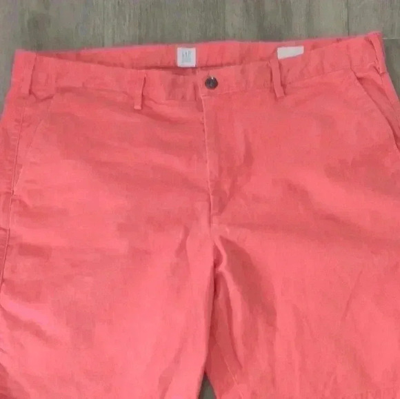 Gap  shorts - Picture 1 of 4